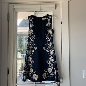 Great quality occasion/graduation/wedding dress